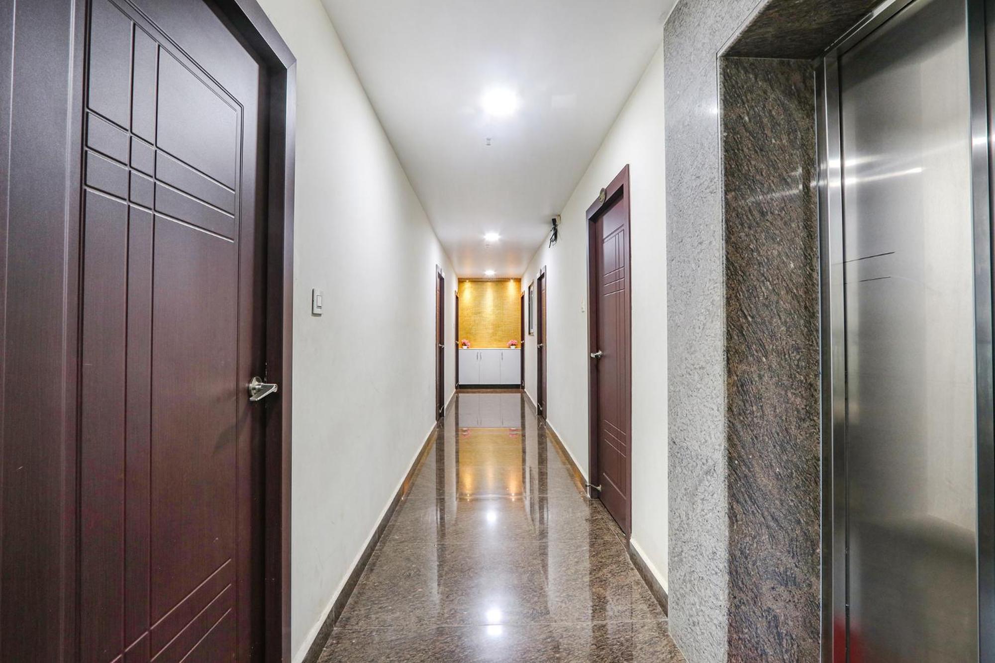 Fabhotel The Sunrise Inn - Nr Gayatri Vidya Parishad College Of Engineering Вишакхапатнам Экстерьер фото