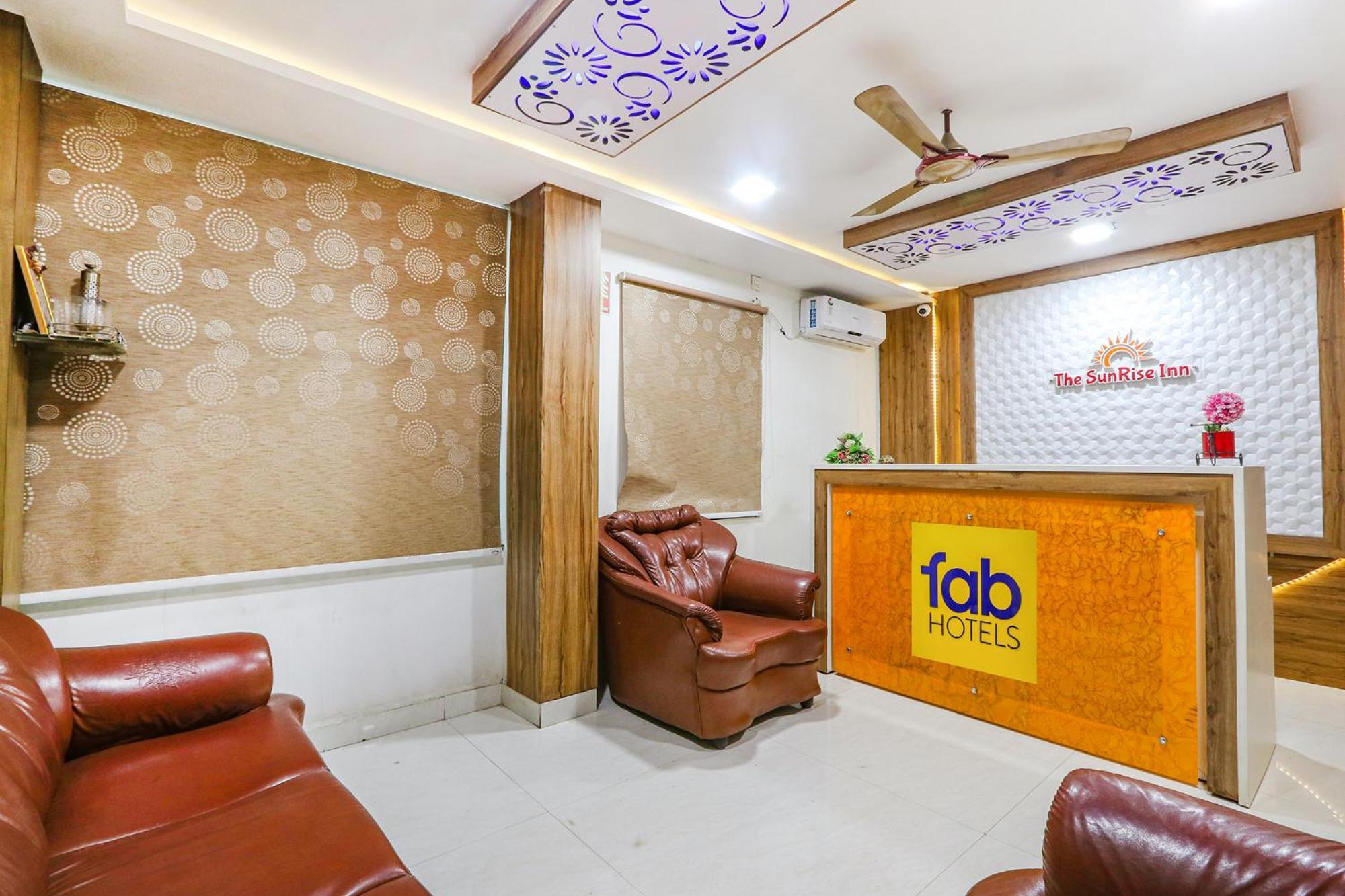 Fabhotel The Sunrise Inn - Nr Gayatri Vidya Parishad College Of Engineering Вишакхапатнам Экстерьер фото